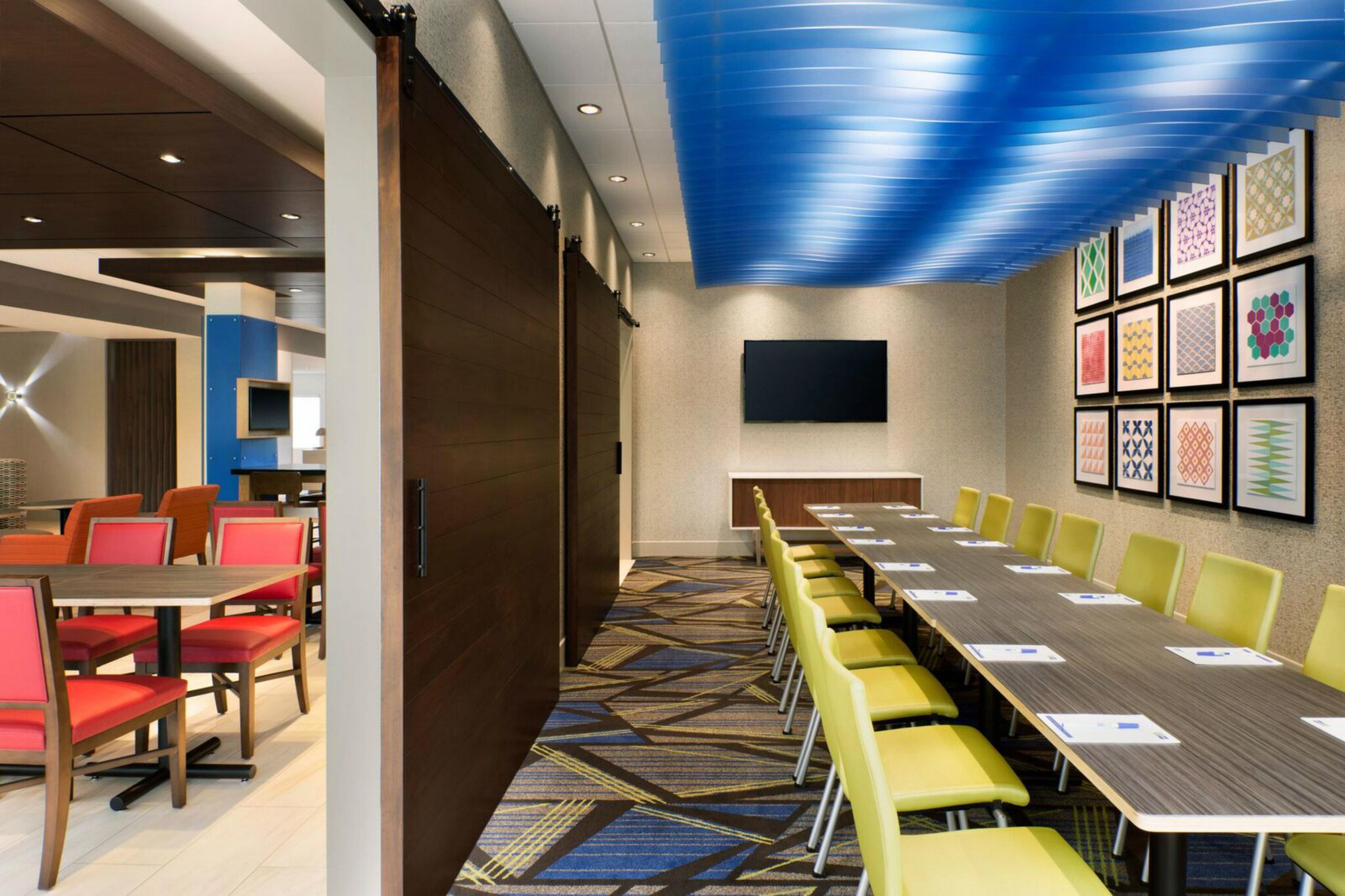 Holiday Inn Express & Suites - Millersburg By Ihg Екстер'єр фото