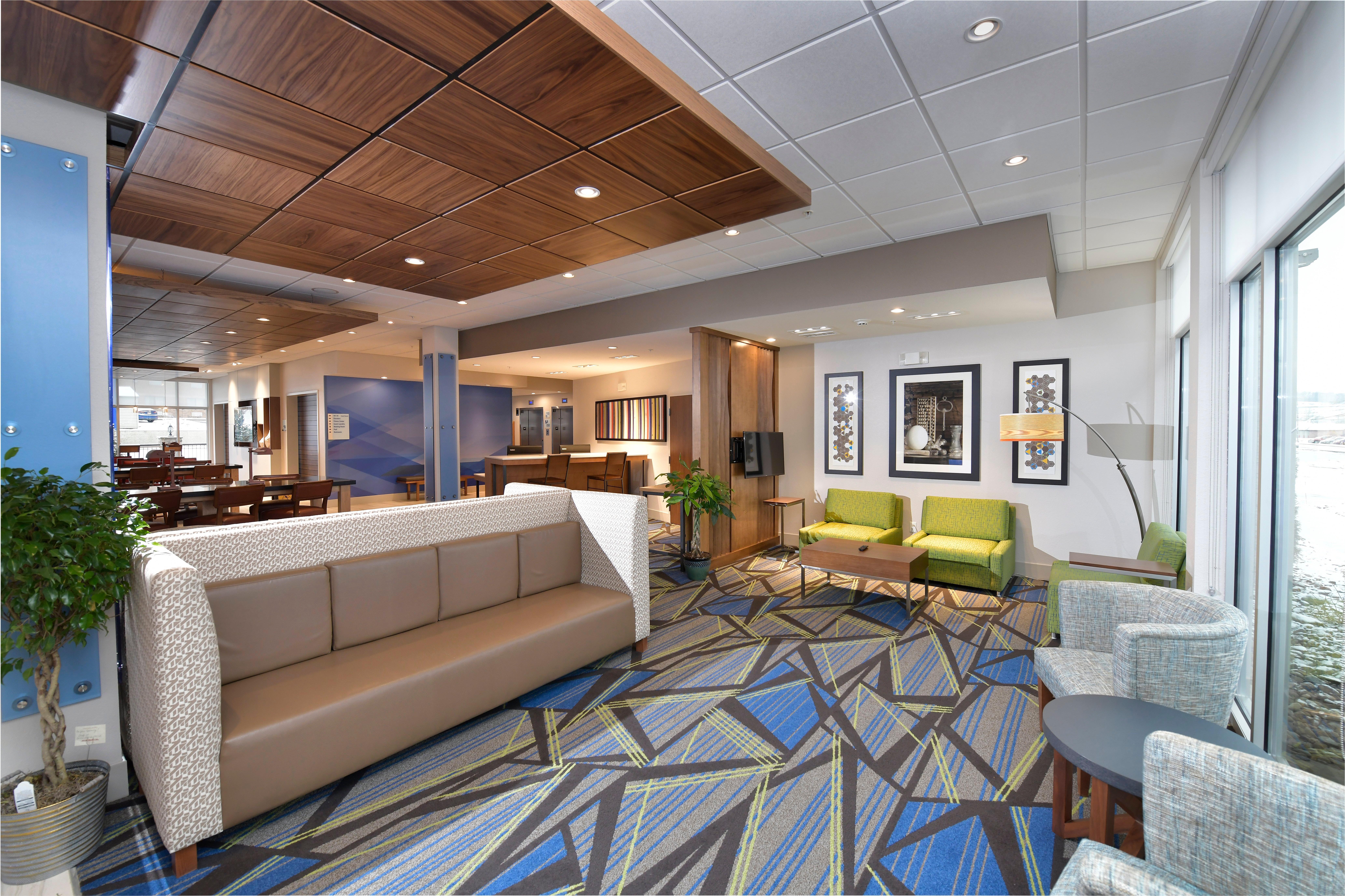 Holiday Inn Express & Suites - Millersburg By Ihg Екстер'єр фото